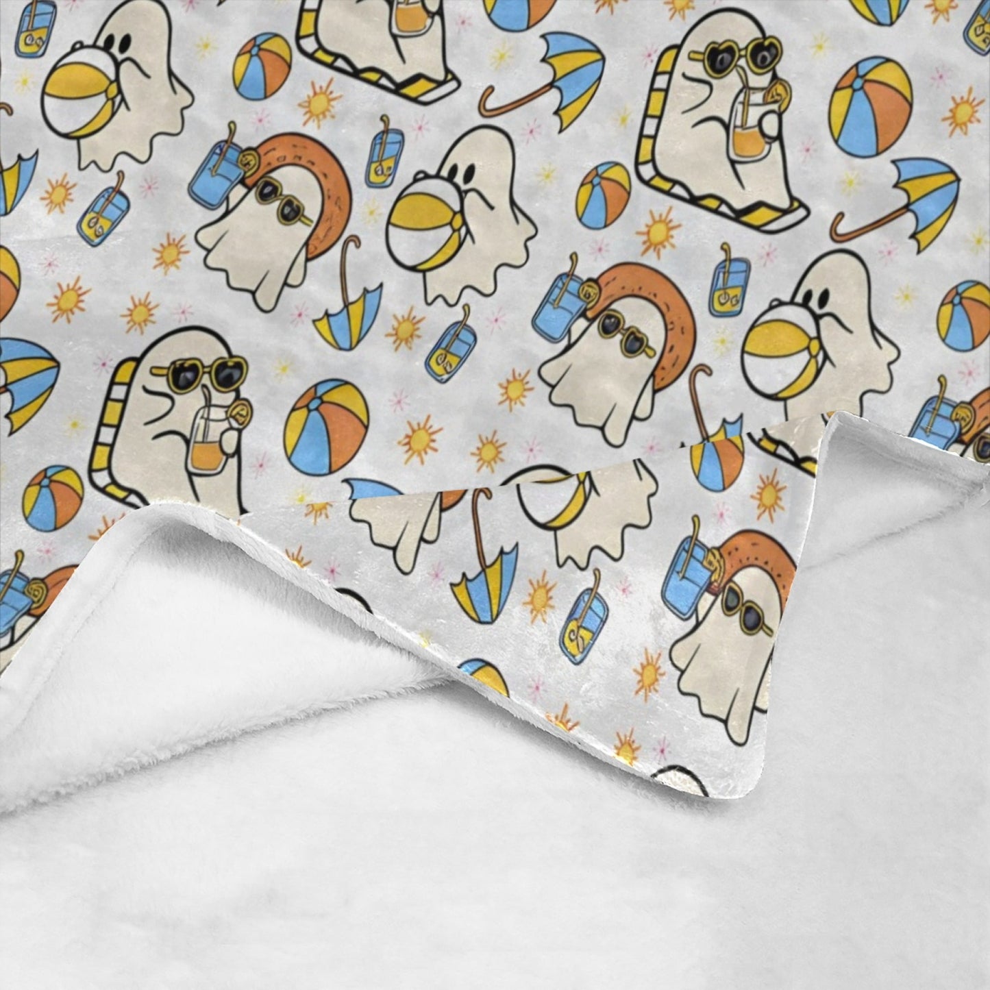 Summerween Beach Ghost Throw Blanket, Cute Ghosts in Sunglasses with Beach Balls & Umbrellas, Cozy Soft Blanket for Bed Couch, 40x50in