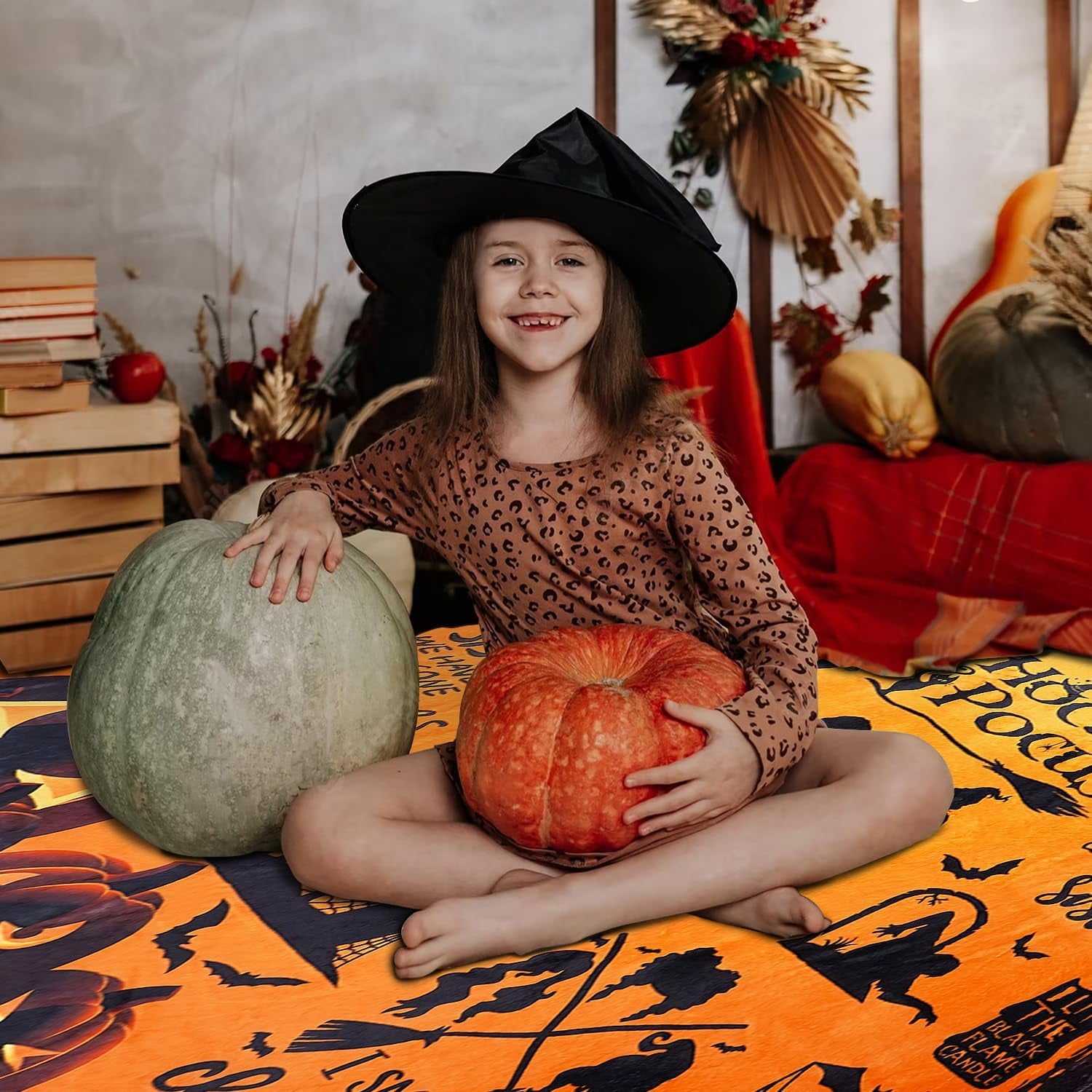 Witch Blanket Halloween Throw Blankets for Women Witch Flannel Fleece Blankets for Couch Sofa Bed Chair Decor Halloween Decorations Blanket