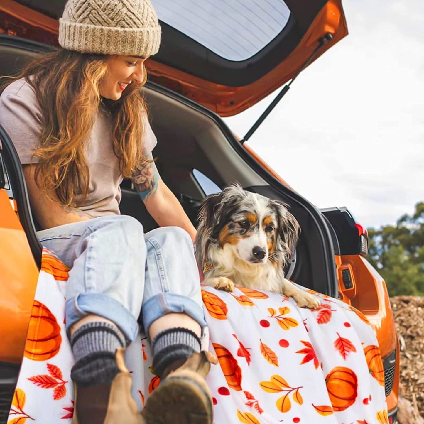 Fall Throw Blanket, Halloween Pumpkin Autumn Plush Fall Decor Fleece Fuzzy Picnic Throw Blanket for Couch Sofa Chairs, Cute Holiday Orange Leaf Blankets and Throws for Home (50" x 60")