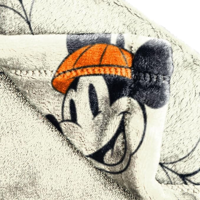 Minnie and Mickey Trick or Treat Halloween Holiday Throw Blanket, 60 x 70