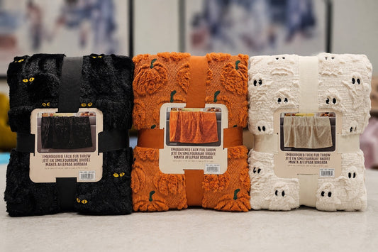 Halloween Faux Fur Throw Blanket with Cute Spooky Embroidery ,60x70 Soft Plush Cute 3D Tufted Ghost Blankets for Couch Sofa Bed, Creamy White Cozy Fall Halloween Decorations Gifts（Pumpkin）