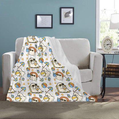Summerween Beach Ghost Throw Blanket, Cute Ghosts in Sunglasses with Beach Balls & Umbrellas, Cozy Soft Blanket for Bed Couch, 40x50in
